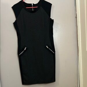 Enfocus Studio Black Sleeveless Zip-Pocket Mini Dress